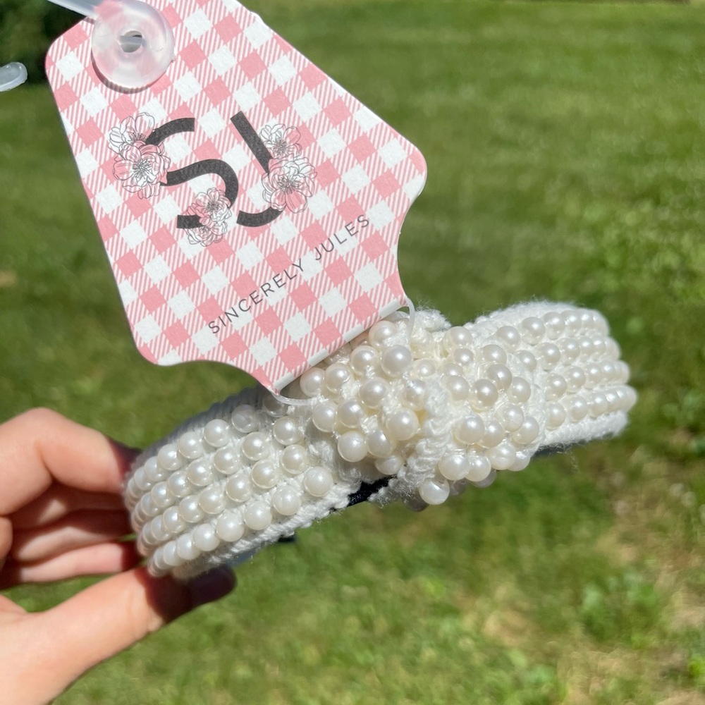 SJ Sincerely Jules headband with pearls.